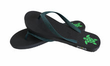 Load image into Gallery viewer, Thongs - Regular fit - Green
